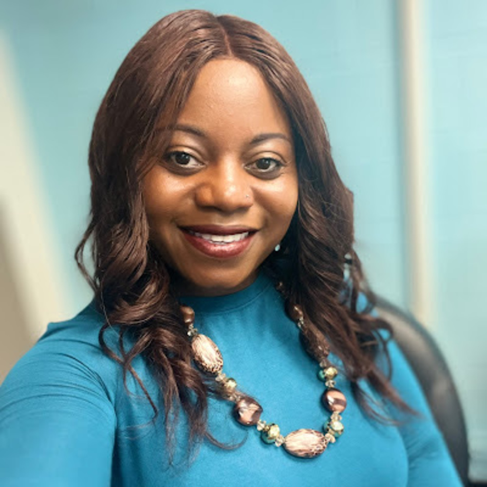 Meet your Posher, D'nae h.
